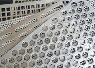 Kwadratowe otwory Perforowany arkusz aluminiowy 1060 Grubość 3mm Średnica otworu 0,5-6mm